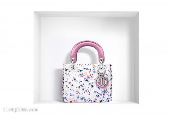 Christian Dior 2015春夏极简留白广告 -  www.shouyihuo.com