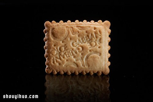 生活常见食品 加上国际时尚名牌的包装设计 -  www.shouyihuo.com