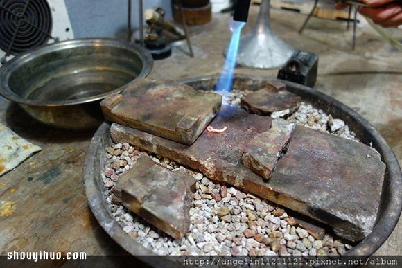 亲手打造完美银戒指的纯手工制作步骤图解 -  www.shouyihuo.com