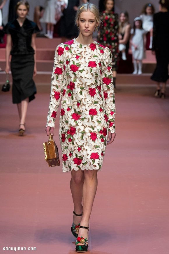 Dolce & Gabbana 2015秋冬时装之母爱颂歌 -  www.shouyihuo.com
