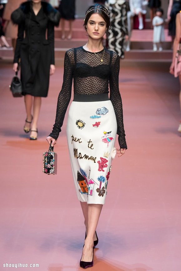Dolce & Gabbana 2015秋冬时装之母爱颂歌 -  www.shouyihuo.com
