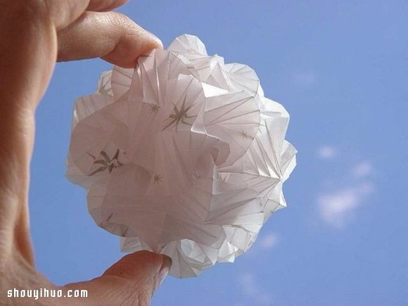 美轮美奂的手工折纸花球作品欣赏(一) -  www.shouyihuo.com