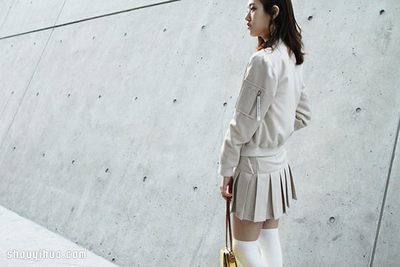 大胆缤纷撞色的时尚 2015首尔时装周街拍 -  www.shouyihuo.com