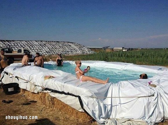 炎热酷夏 一起来看看那些超享受的泡澡方式 -  www.shouyihuo.com