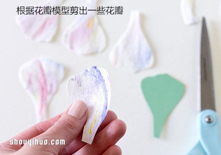 漂亮的皱纹纸手工花包装盒装饰DIY制作图解 -  www.shouyihuo.com