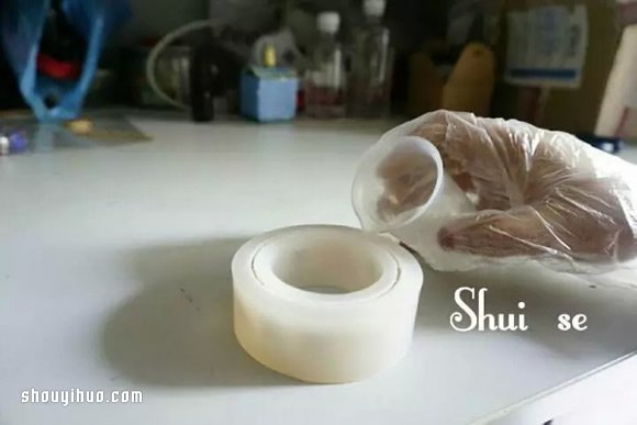 自制漂亮的水晶滴胶手镯的过程步骤图解 -  www.shouyihuo.com