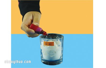 化学小实验：用面粉制作橡皮泥的方法 -  www.shouyihuo.com