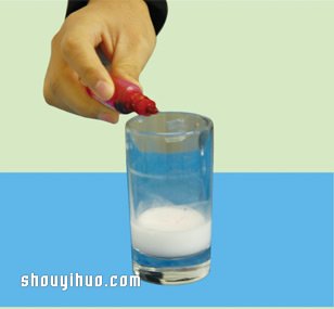 化学小实验：硼砂和白胶制作好玩“果冻” -  www.shouyihuo.com