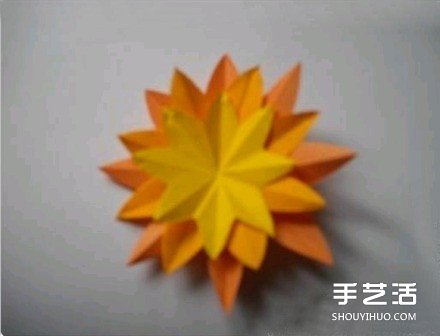 漂亮纸花DIY制作教程 简易纸花的做法图解 -  www.shouyihuo.com