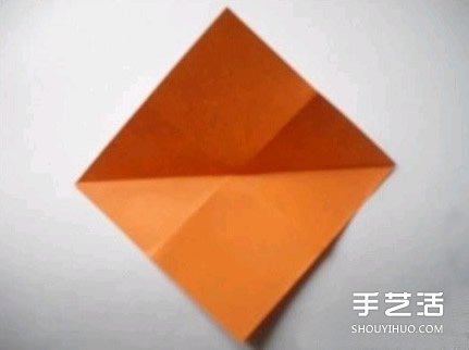 漂亮纸花DIY制作教程 简易纸花的做法图解 -  www.shouyihuo.com