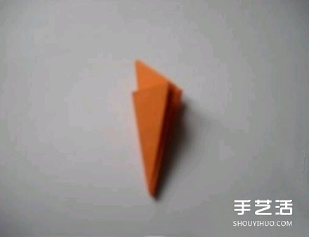 漂亮纸花DIY制作教程 简易纸花的做法图解 -  www.shouyihuo.com