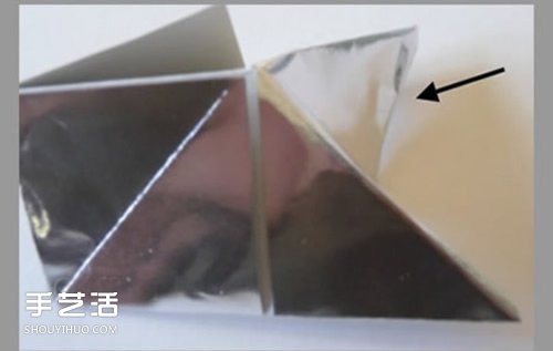 折纸蜡烛的方法图解 手工纸蜡烛的折法教程 -  www.shouyihuo.com