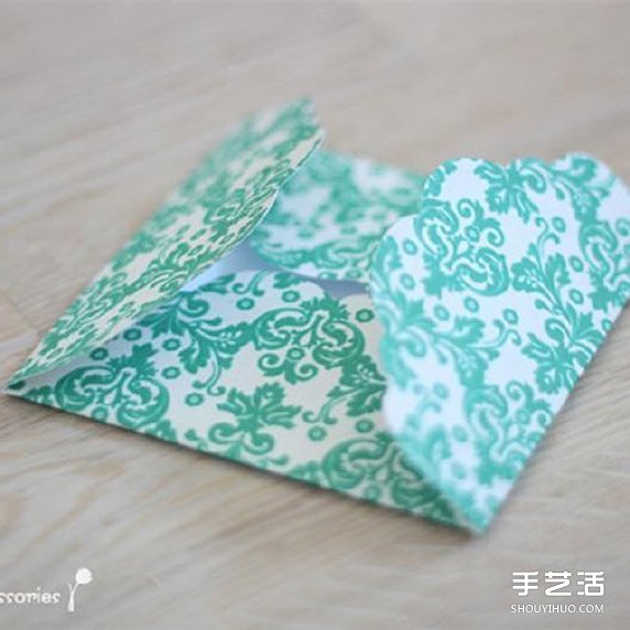 漂亮贺卡的制作方法 带丝带节日卡片手工制作 -  www.shouyihuo.com