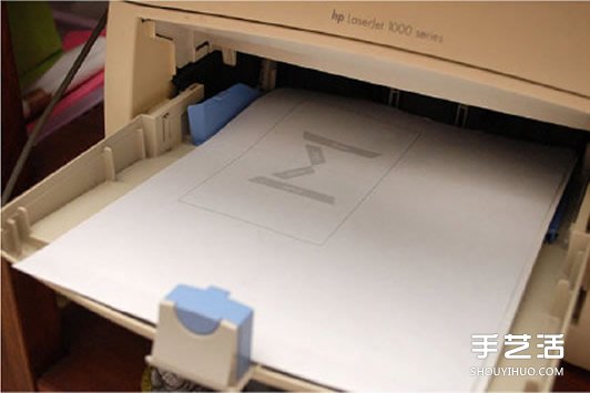 怎么做立体生日贺卡 立体生日贺卡的制作方法 -  www.shouyihuo.com