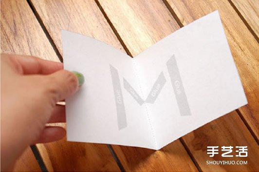 怎么做立体生日贺卡 立体生日贺卡的制作方法 -  www.shouyihuo.com