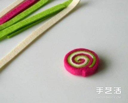 不织布杯垫制作教程 手工无纺布杯垫DIY图解 -  www.shouyihuo.com