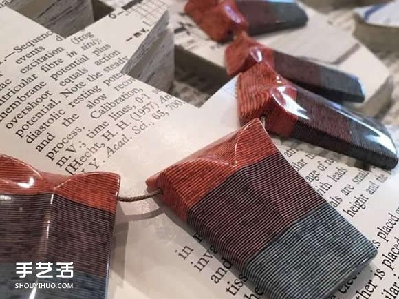 旧书旧报纸制作的珠宝首饰 带有时光的味道~ -  www.shouyihuo.com