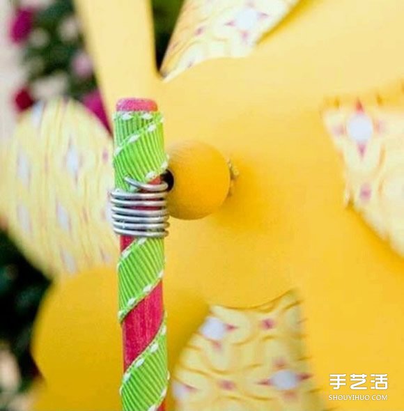 幼儿八叶纸风车的做法 手工双层纸风车的做法 -  www.shouyihuo.com