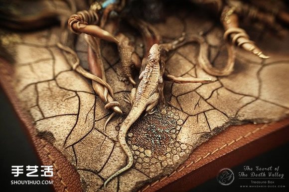 纯手工打造：带有图案的手工魔法书作品图片 -  www.shouyihuo.com