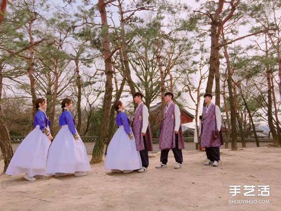 韩式肉麻情侣照相姿势 韩国情侣摄影姿势图片 -  www.shouyihuo.com