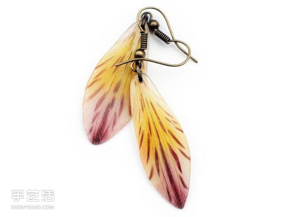 超美花瓣项链DIY图片 手工制作花瓣项链作品 -  www.shouyihuo.com