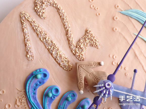 童话风软陶时钟作品 每款壁钟都充满了故事性 -  www.shouyihuo.com