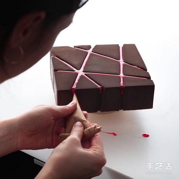 理性与感性的协调曲 建筑人打造完美艺术甜食 -  www.shouyihuo.com