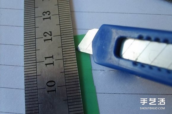 超久滑翔机折法图解 简易便签纸滑翔机制作 -  www.shouyihuo.com