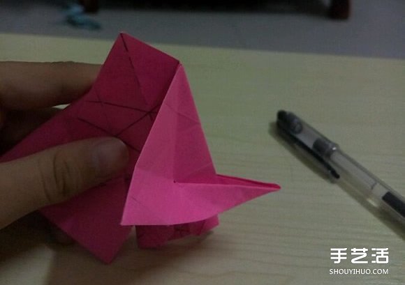 小松英夫的马折纸图解 超详细立体马的折法教程 -  www.shouyihuo.com