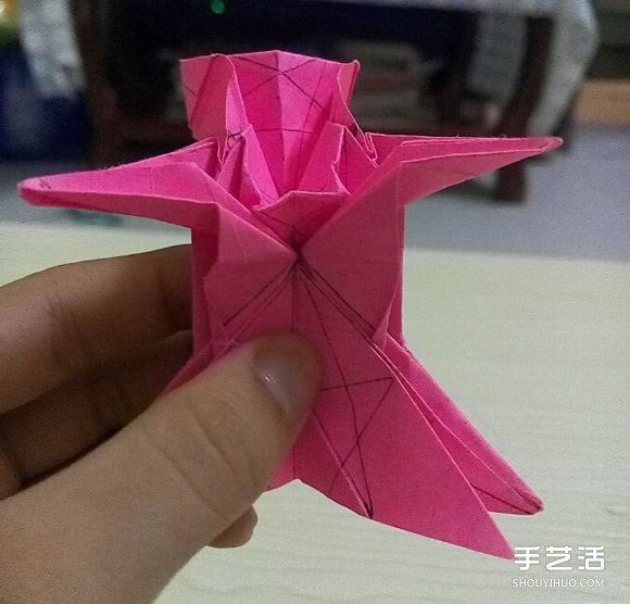 小松英夫的马折纸图解 超详细立体马的折法教程 -  www.shouyihuo.com