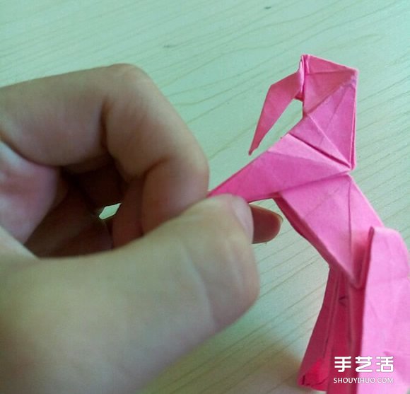 小松英夫的马折纸图解 超详细立体马的折法教程 -  www.shouyihuo.com