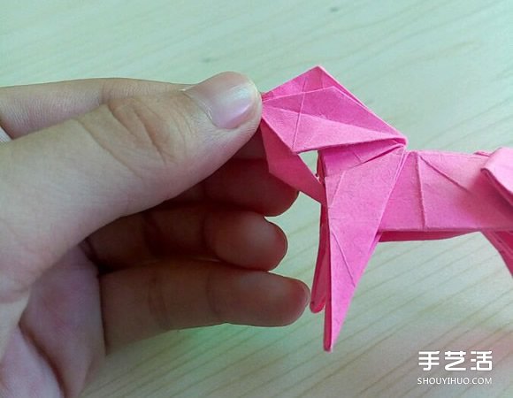 小松英夫的马折纸图解 超详细立体马的折法教程 -  www.shouyihuo.com