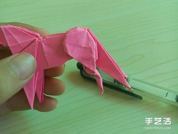 小松英夫的马折纸图解 超详细立体马的折法教程 -  www.shouyihuo.com