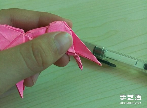 小松英夫的马折纸图解 超详细立体马的折法教程 -  www.shouyihuo.com