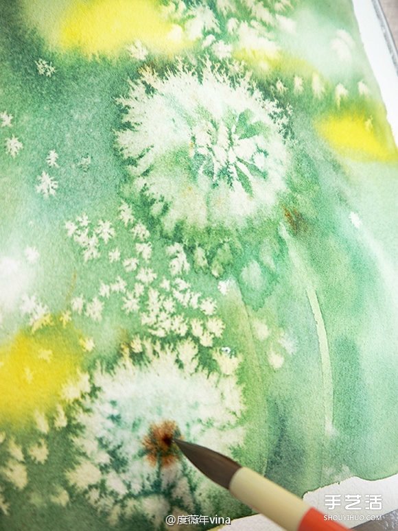 用盐和水彩画蒲公英的作品 带有油画般质感 -  www.shouyihuo.com