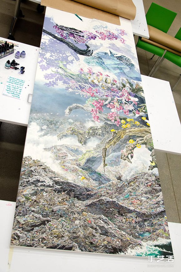 三年半时光的坚持！日本艺术家绘制巨幅画作 -  www.shouyihuo.com