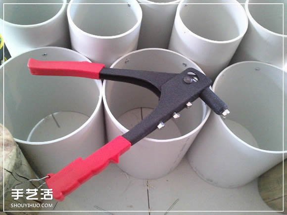 塑料水管做鞋架的教程 DIY塑料水管鞋架的方法 -  www.shouyihuo.com