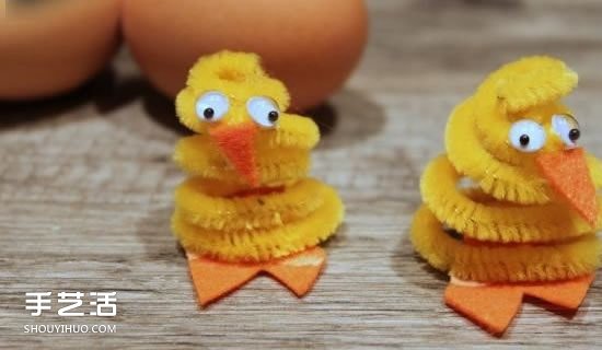 扭扭棒小鸡制作图片 幼儿园小鸡手工制作教程 -  www.shouyihuo.com
