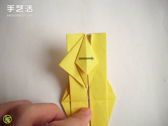 折纸狼人图解过程步骤 复杂狼人的折法教程 -  www.shouyihuo.com
