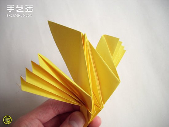 折纸狼人图解过程步骤 复杂狼人的折法教程 -  www.shouyihuo.com