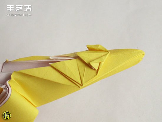 折纸狼人图解过程步骤 复杂狼人的折法教程 -  www.shouyihuo.com