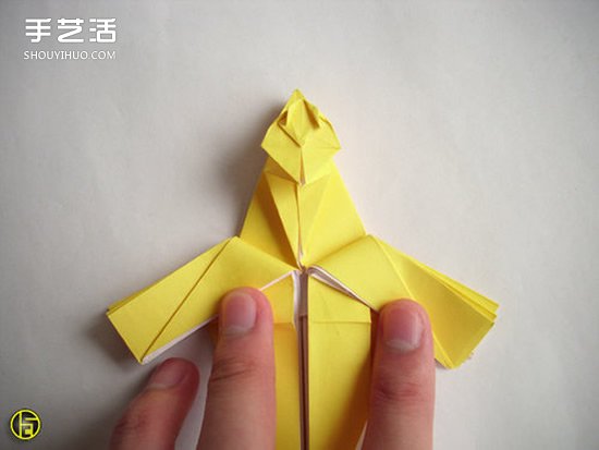 折纸狼人图解过程步骤 复杂狼人的折法教程 -  www.shouyihuo.com