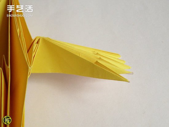 折纸狼人图解过程步骤 复杂狼人的折法教程 -  www.shouyihuo.com