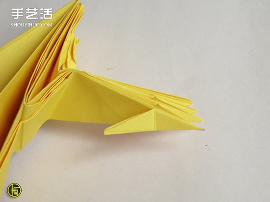 折纸狼人图解过程步骤 复杂狼人的折法教程 -  www.shouyihuo.com