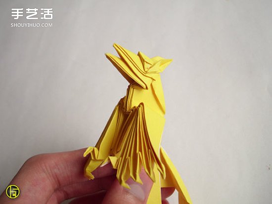 折纸狼人图解过程步骤 复杂狼人的折法教程 -  www.shouyihuo.com