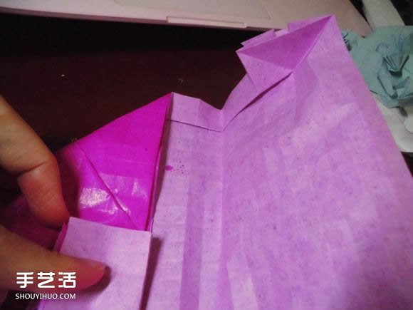 蝶恋花爱心折纸图解 创意爱心的折法步骤图 -  www.shouyihuo.com