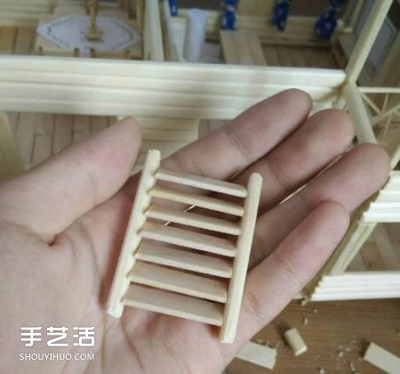 一次性筷子手工制作逼真别墅模型 步骤超全！ -  www.shouyihuo.com