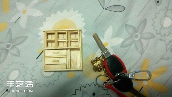 一次性筷子手工制作逼真别墅模型 步骤超全！ -  www.shouyihuo.com
