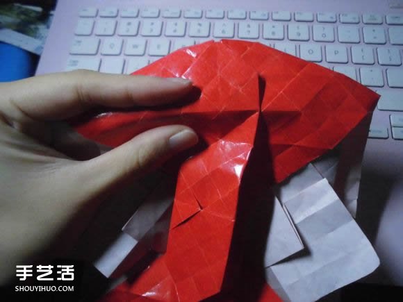 接吻鱼爱心折纸图解 超复杂桃心的折法过程 -  www.shouyihuo.com