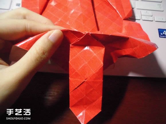 接吻鱼爱心折纸图解 超复杂桃心的折法过程 -  www.shouyihuo.com
